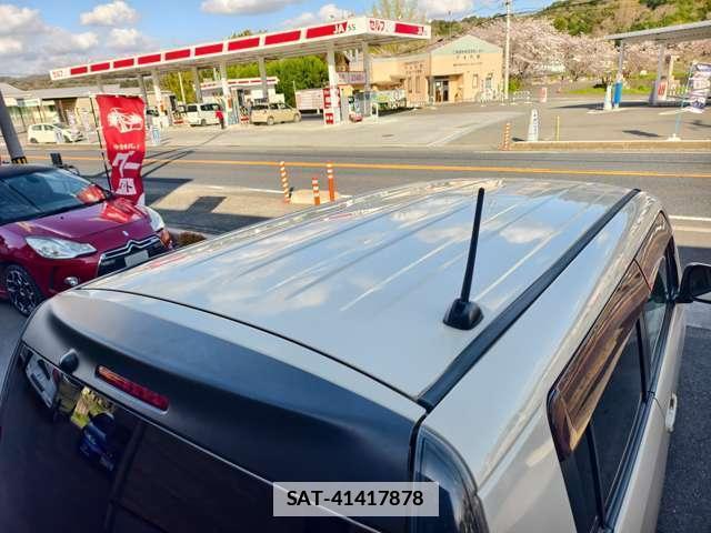 Suzuki MR WAGON 2011-04 7808372-8