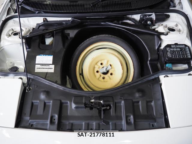 Toyota MR2 1996-12 7796025-16