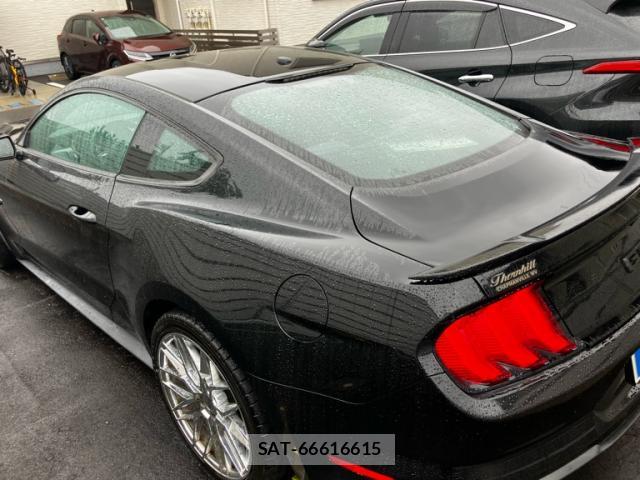 Ford MUSTANG 2022-09 7798359-13