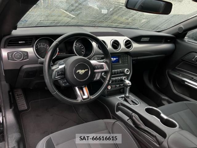 Ford MUSTANG 2022-09 7798359-18