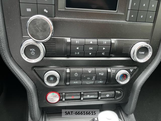 Ford MUSTANG 2022-09 7798359-8