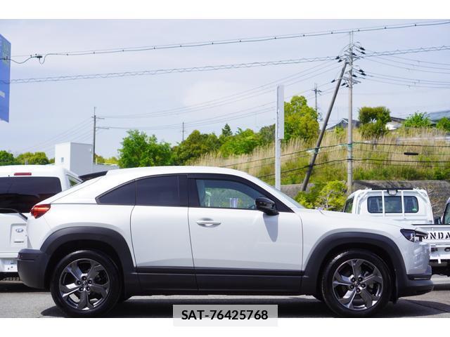 Mazda MX-30 2020-12 7795960-3