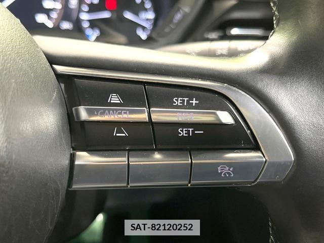 Mazda MX-30 2021-09 7799600-4