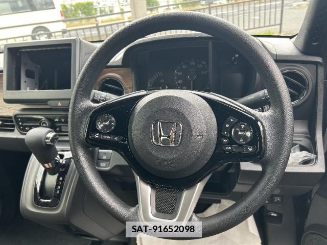 Honda N-ONE 2025-10 7801746-17