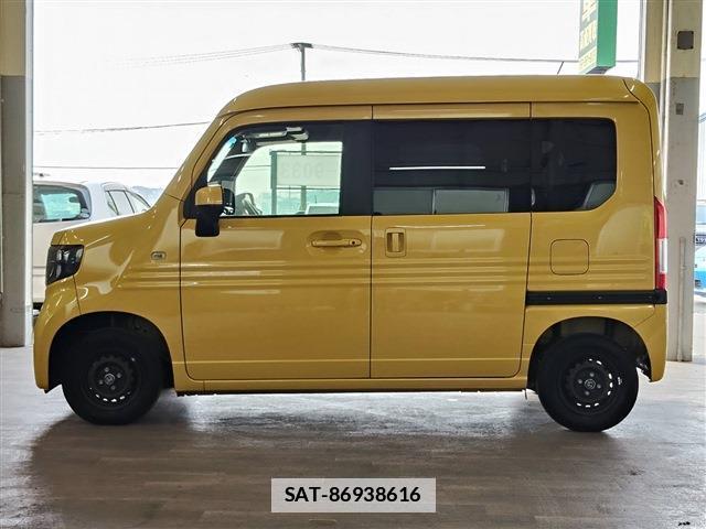 Honda N-VAN 2018-11 7802747-2