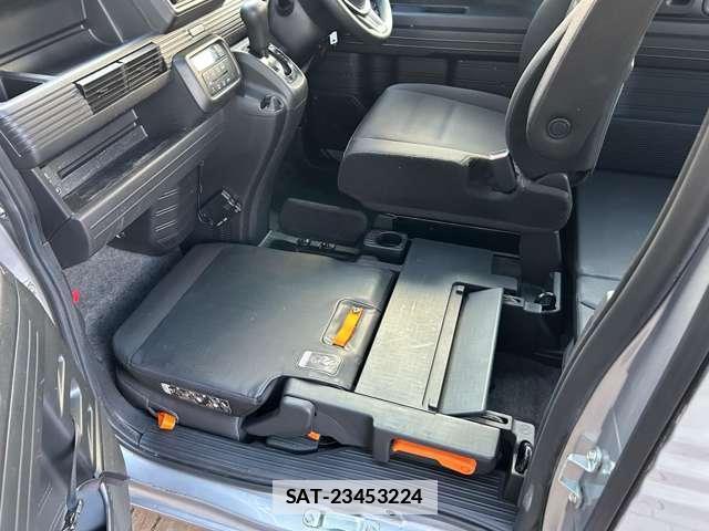 Honda N-VAN 2021-04 7803234-10