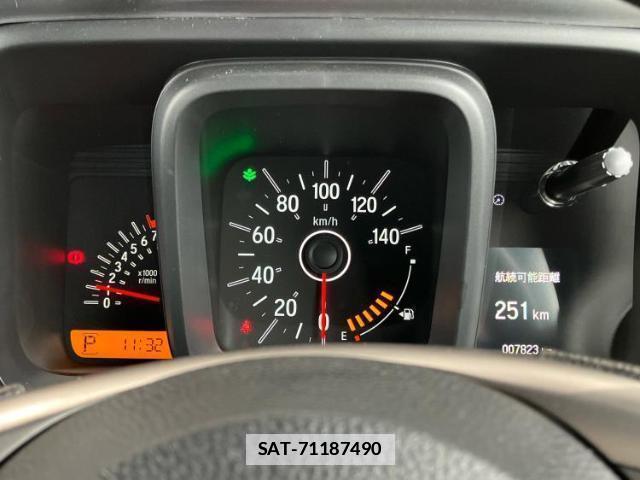 Honda N-VAN 2025-06 7809892-9