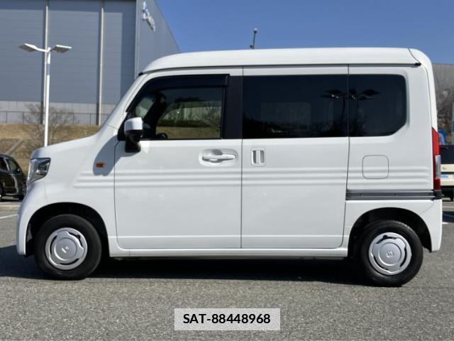 Honda N-VAN 2020-08 7810087-1