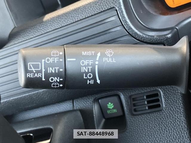 Honda N-VAN 2020-08 7810087-12