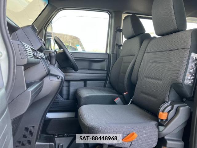 Honda N-VAN 2020-08 7810087-5