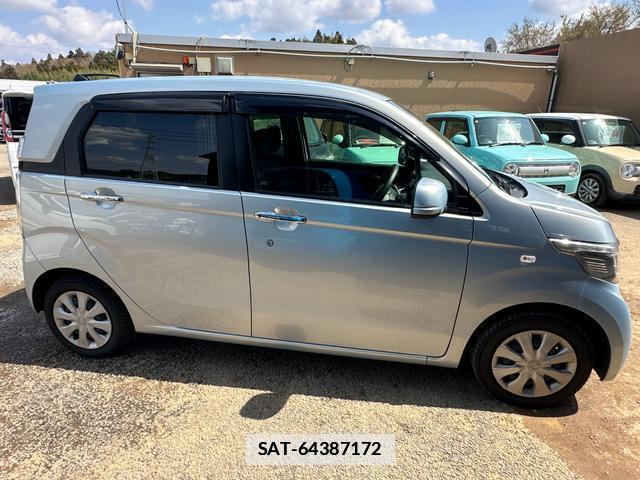 Honda N-WGN 2019-03 7806480-16