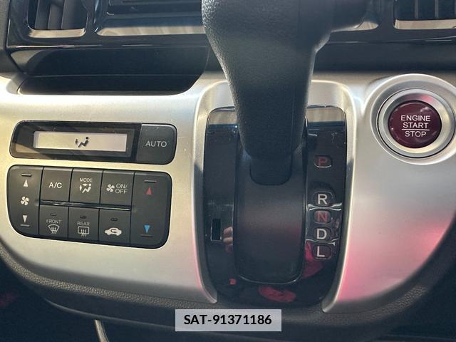 Honda N-WGN 2018-07 7806829-4