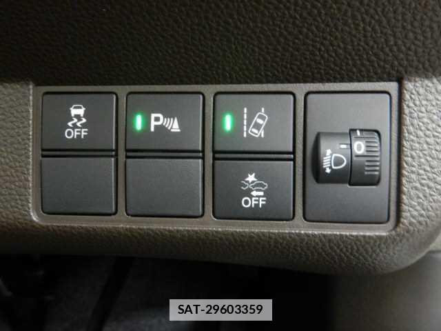 Honda N-WGN 2022-12 7810870-4