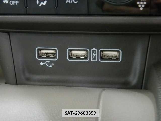 Honda N-WGN 2022-12 7810870-9