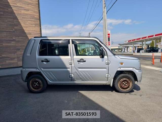Daihatsu NAKED 2000 7808369-3