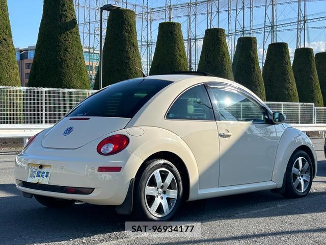 VolksWagen NEW BEETLE 2008-03 7803909-5
