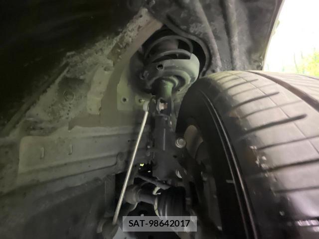 Toyota NOAH 2022-02 7793311-19