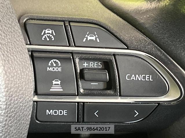 Toyota NOAH 2022-02 7793311-5
