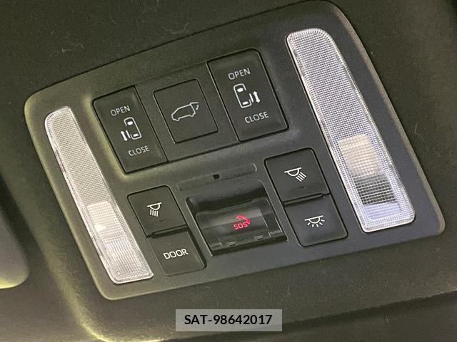 Toyota NOAH 2022-02 7793311-6