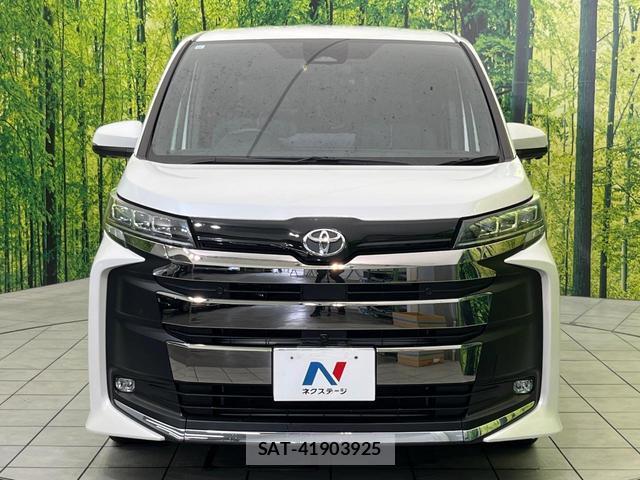 Toyota NOAH 2023-10 7793321-14