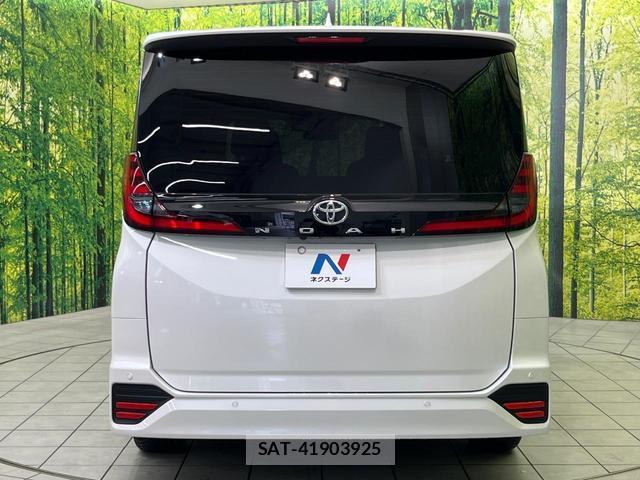Toyota NOAH 2023-10 7793321-15