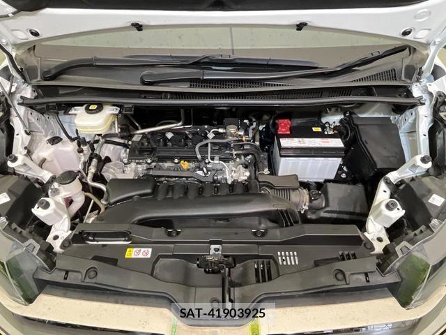 Toyota NOAH 2023-10 7793321-17