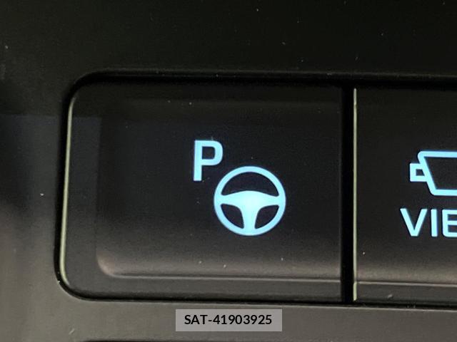 Toyota NOAH 2023-10 7793321-5