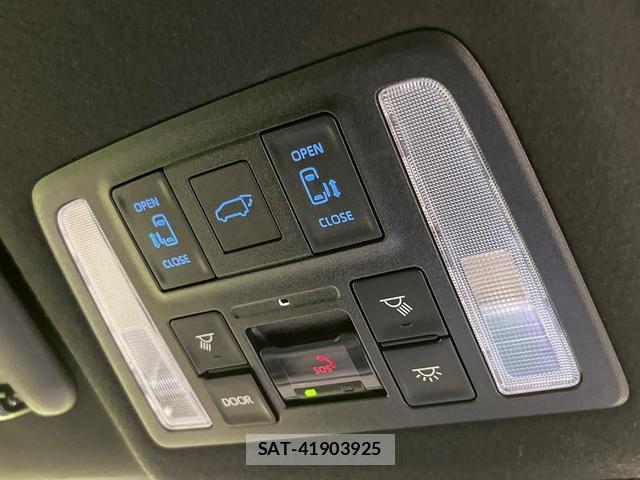 Toyota NOAH 2023-10 7793321-6