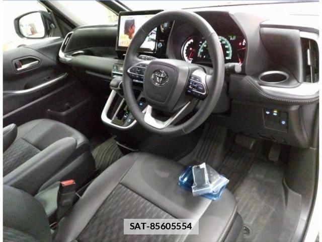 Toyota NOAH 2025-09 7794149-2