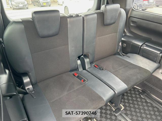 Toyota NOAH 2017-12 7794234-10
