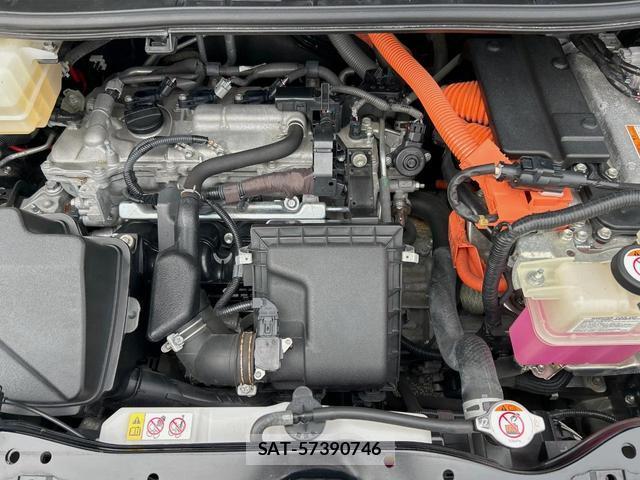 Toyota NOAH 2017-12 7794234-17