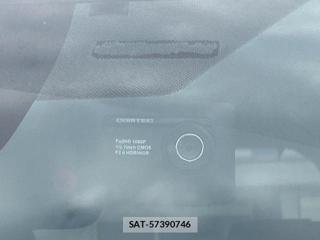 Toyota NOAH 2017-12 7794234-5