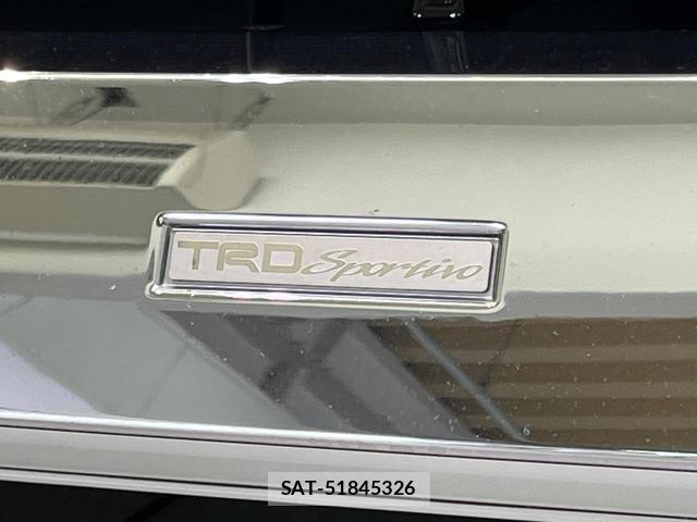 Toyota NOAH 2017-11 7794273-5