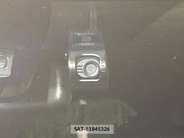 Toyota NOAH 2017-11 7794273-7
