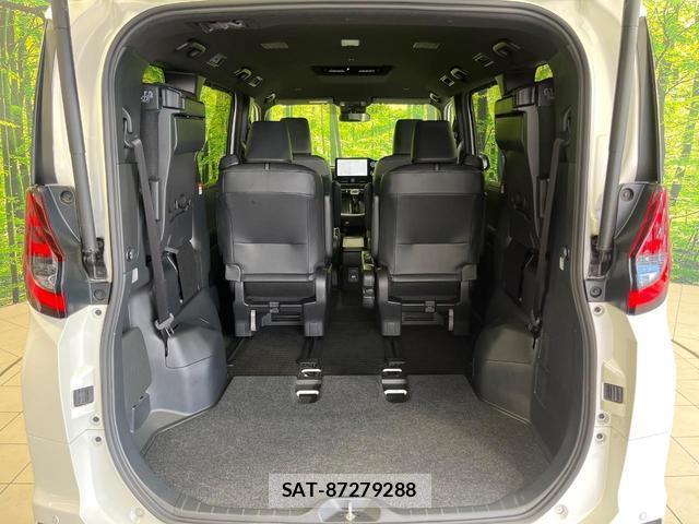 Toyota NOAH 2023-07 7794535-10