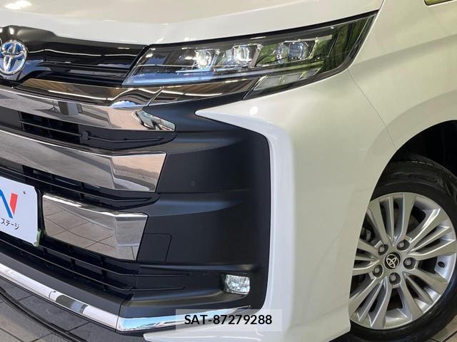 Toyota NOAH 2023-07 7794535-12