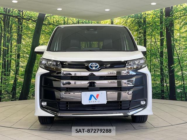 Toyota NOAH 2023-07 7794535-14