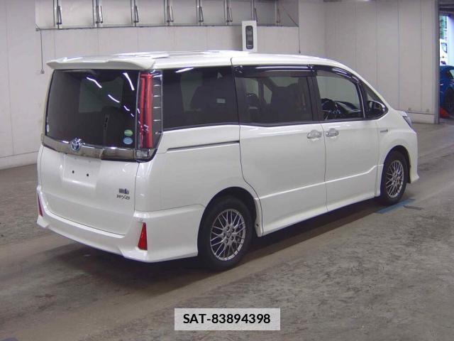 Toyota NOAH 2018-02 7795093-4