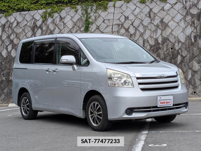 Toyota NOAH 2009-04 7795329-1