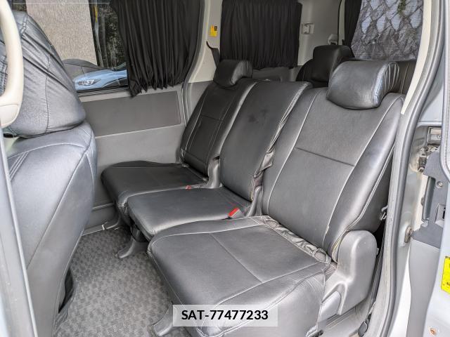 Toyota NOAH 2009-04 7795329-16