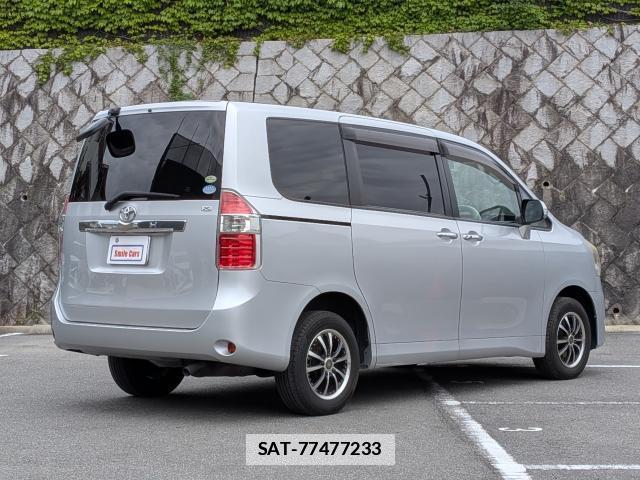 Toyota NOAH 2009-04 7795329-3