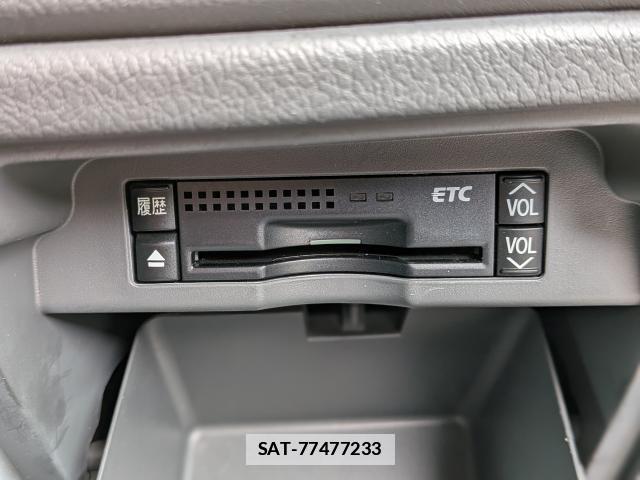Toyota NOAH 2009-04 7795329-6