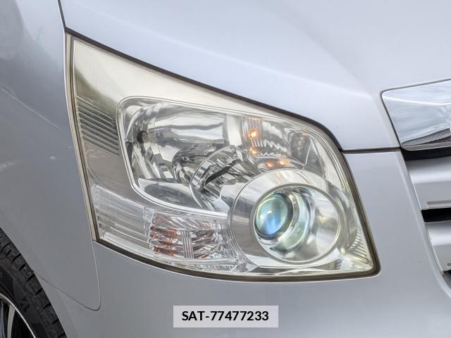 Toyota NOAH 2009-04 7795329-7
