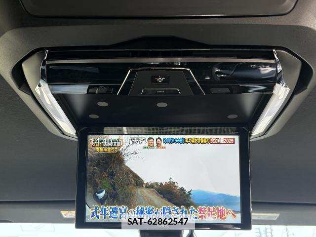 Toyota NOAH 2017-09 7795390-16