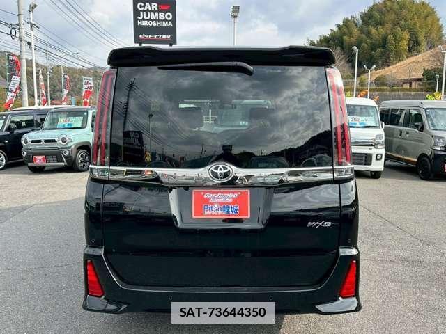Toyota NOAH 2021-06 7795833-4