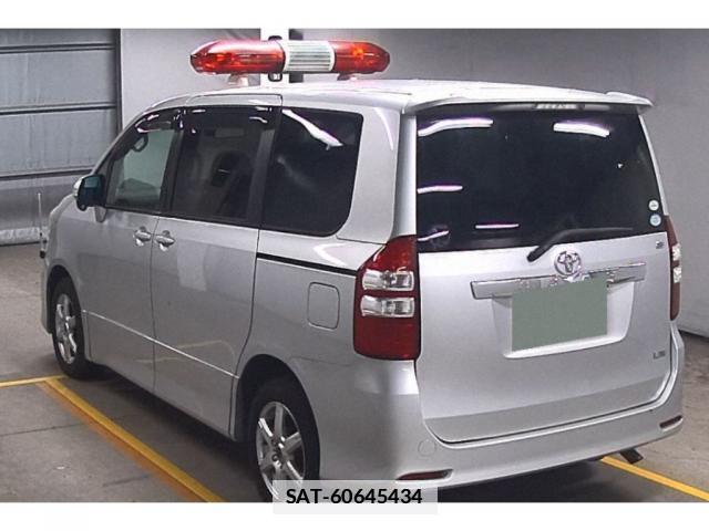 Toyota NOAH 2011 7796051-1
