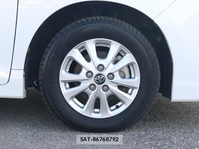 Toyota NOAH 2017-11 7796318-8