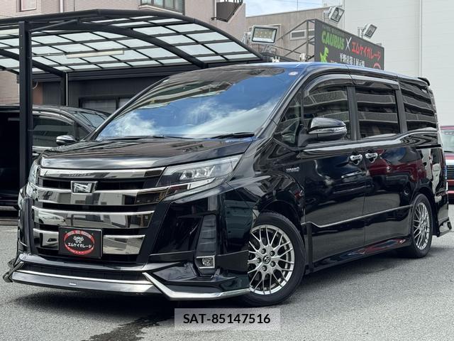 Toyota NOAH 2017-10 7796417-0