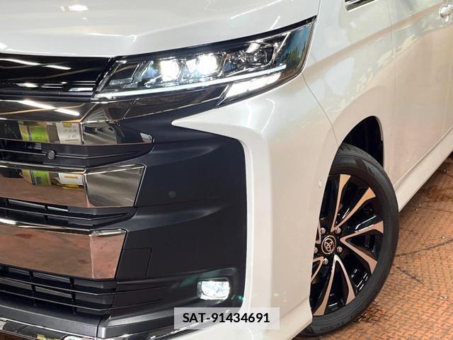 Toyota NOAH 2026-03 7796479-11