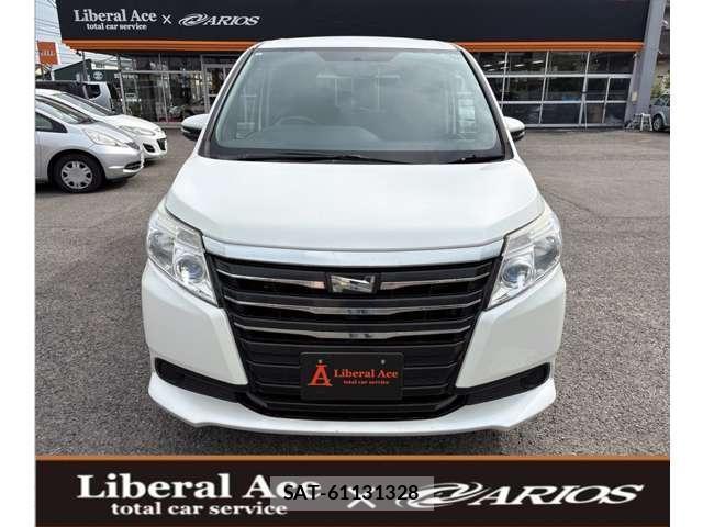 Toyota NOAH 2015-03 7796648-1